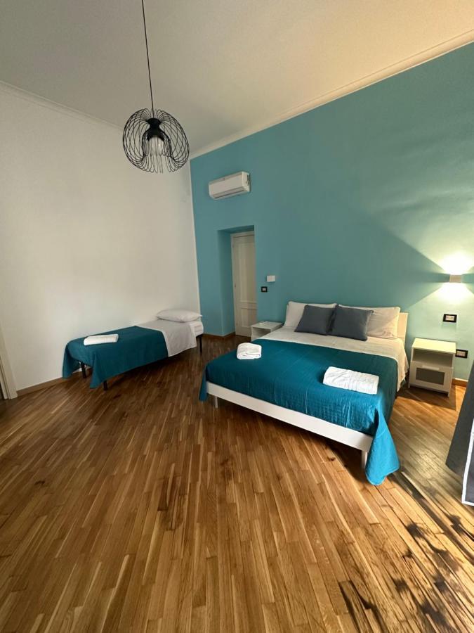 Carme Guest House เนเปิลส์ ภายนอก รูปภาพ